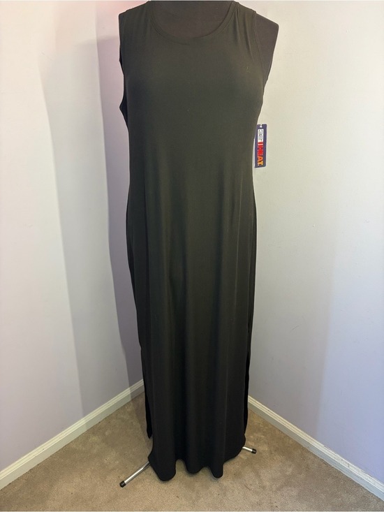 Dresses & Skirts - 32 Heat Stretch Dress,NWT,Size XL